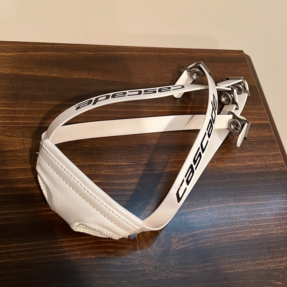 Cascade Lax White Chin Strap